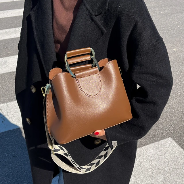 4 Spring 2023 Bag Trends You Need to Know Now