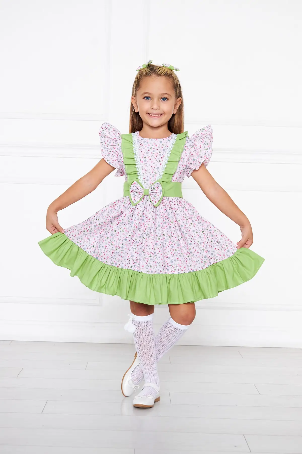 

Green Flower Patterned Ruffle Girl's Dress Woven 100% Cotton Floral Standard Basic Young Short Sleeve Trend