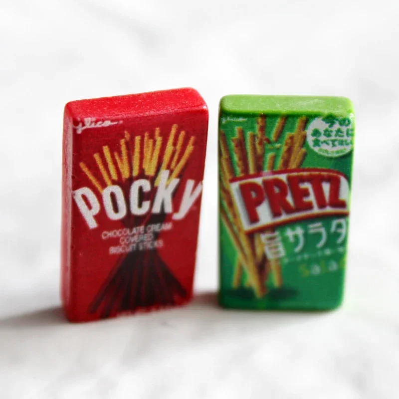 Pretend Food Toys 5pcs/set1/6 Scale Miniature Dollhouse Chocolate Snacks Mini Play Food for BJD Blyth Accessories Toy Girls Gift