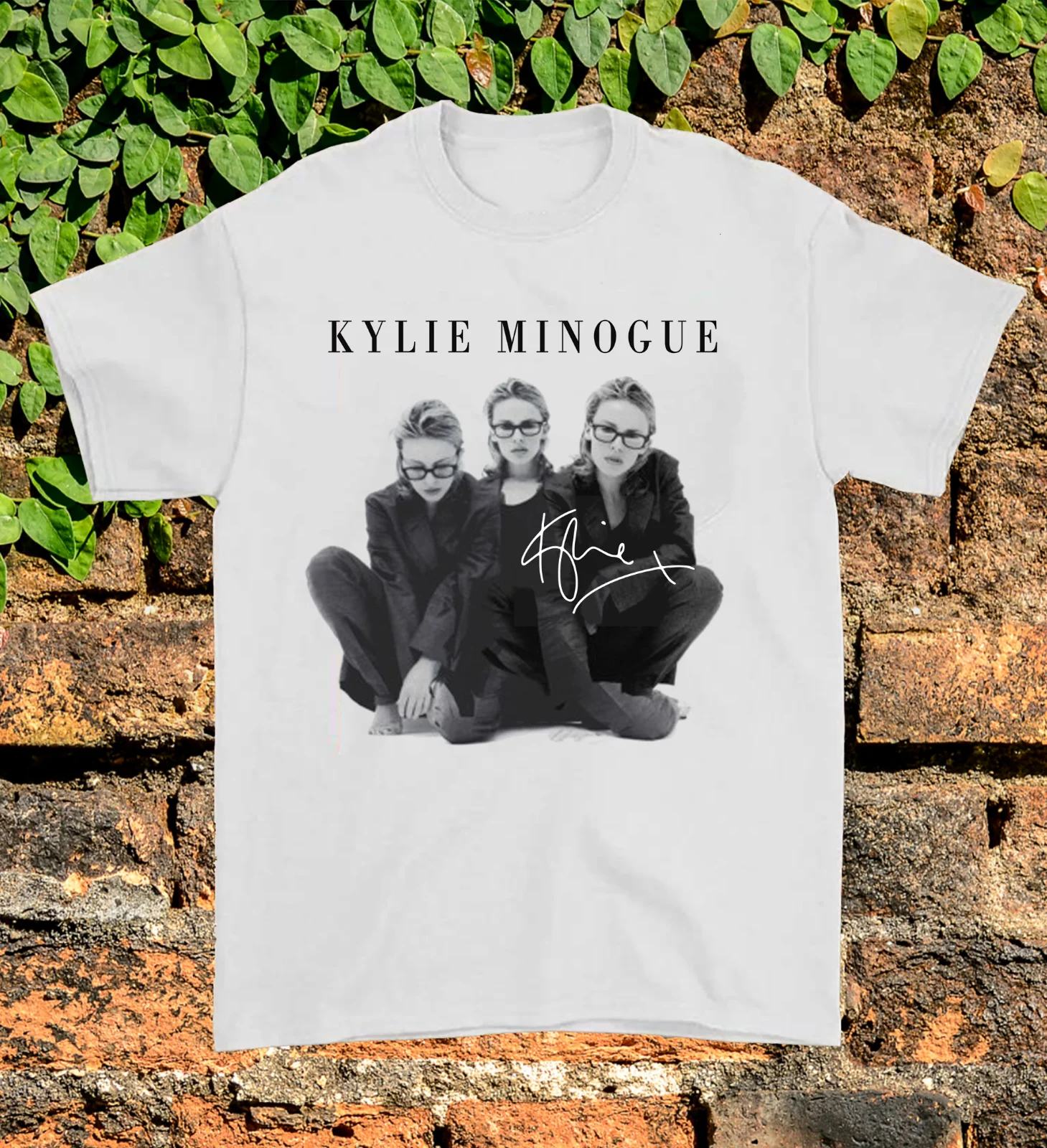 Kylie-Minogue-Signature-T-Shirt-Cotton-White-Men-S-to-5XL-BE1238.jpg