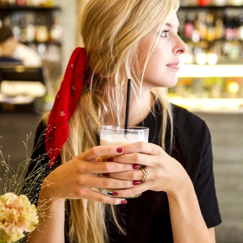 Bague torsadée style italien sertie de diamants synthétiques 4