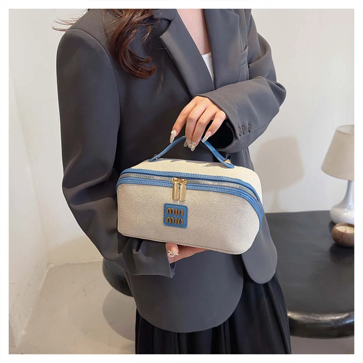 Makeup bag - Retro light luxury minimalist canvas handbag for storage large capacity high-end feel skincare and toiletries bag 4