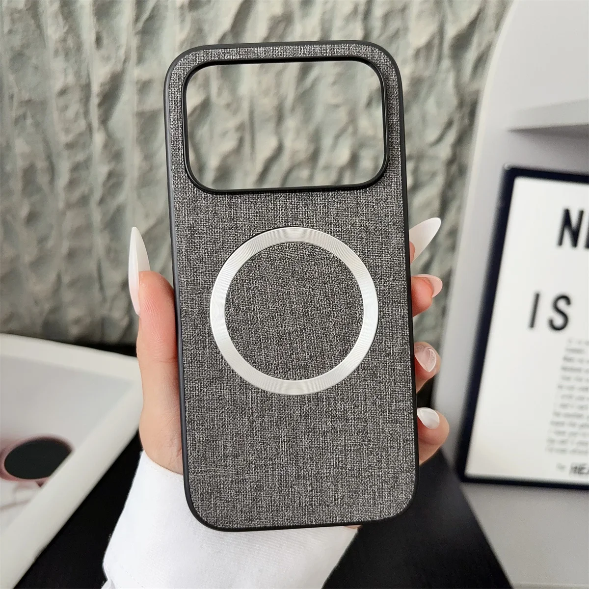 Luxury Magnetic Cloth Pattern Leather Phone Case - Shockproof Protection Cover