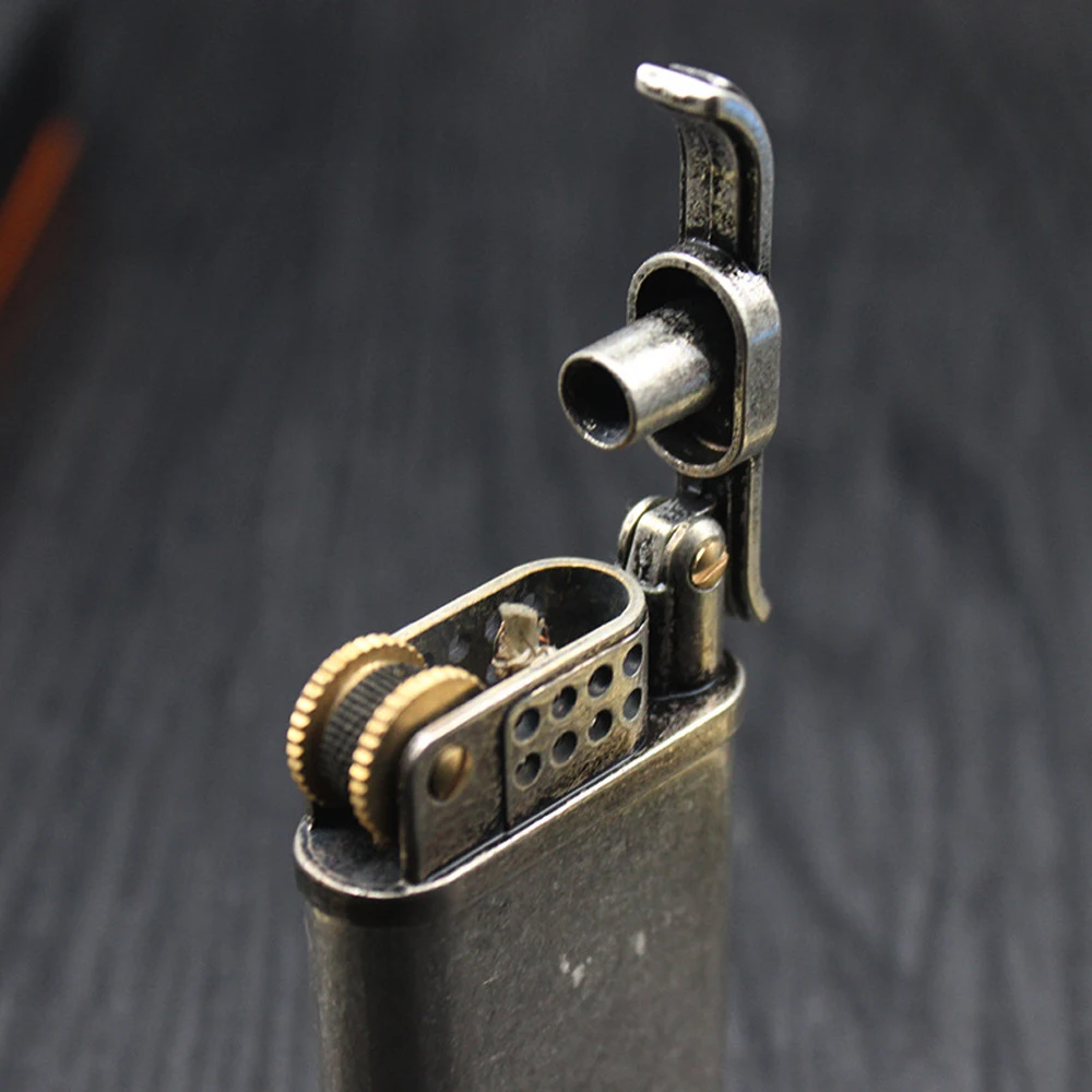 Briquet à Cigare Honest – Métal Laiton, Kérosène, Coupe-vent, Style Créatif