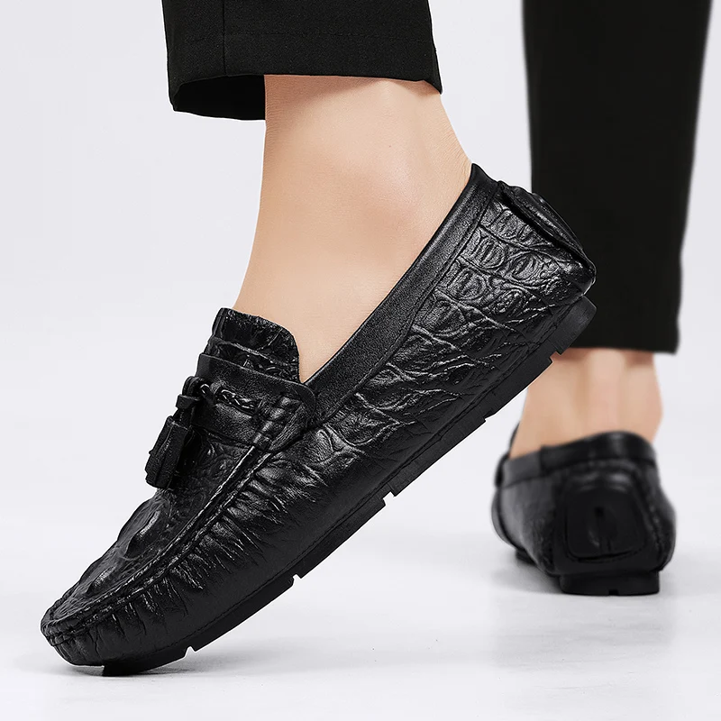 

Genuine Leather Men Loafers Fashion Men Casual Shoes Crocodile Pattern Slip on Flats Quality Moccasins Outdoor Driving Footwear