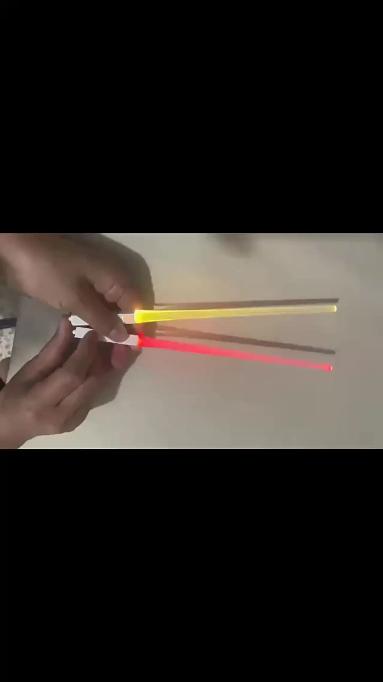 Bacchette Sushi LED | 2 Paia Luminose, 9 Colori, Lavabili, Senza BPA, Per Cena E Feste