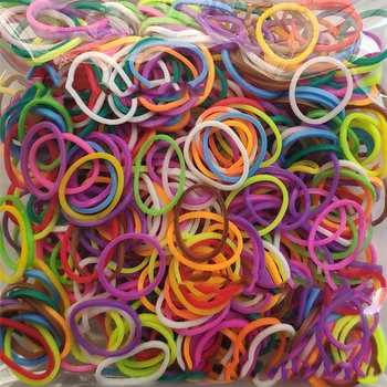 Elastici fatti a mano fai da te Set di telai a torsione K di fasce per telaio In gomma K per la creazione di braccialetti dell'amicizia per bambini In Stock