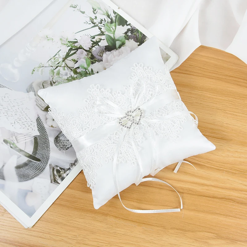 Bow Pearl Ring Pillow 6