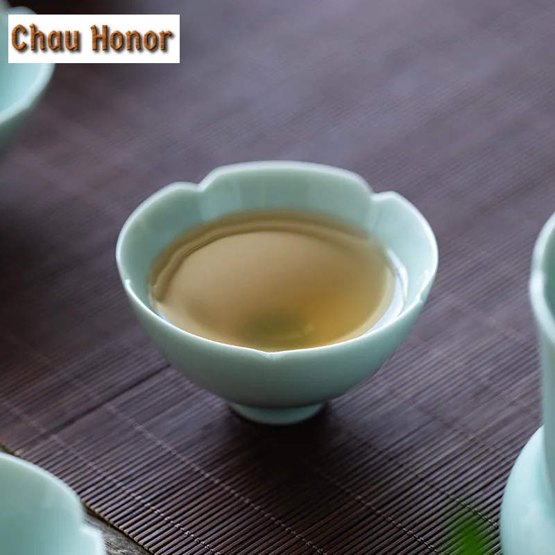 2pc/Set 65ml Creativity Hutian Kiln Misty Blue Ceramic Tea Bowl Sunflower Celadon Tea Cup Personal Hostess Cup Kung Fu Tea Set