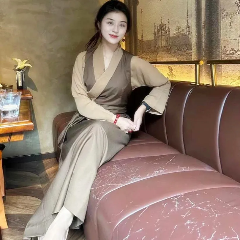Ethnic Clothing Women Traditional Guozhuang Dance Dress Long Sleeves Fashionable Tibetan Clothes Classic Lady's Cultural Robe
