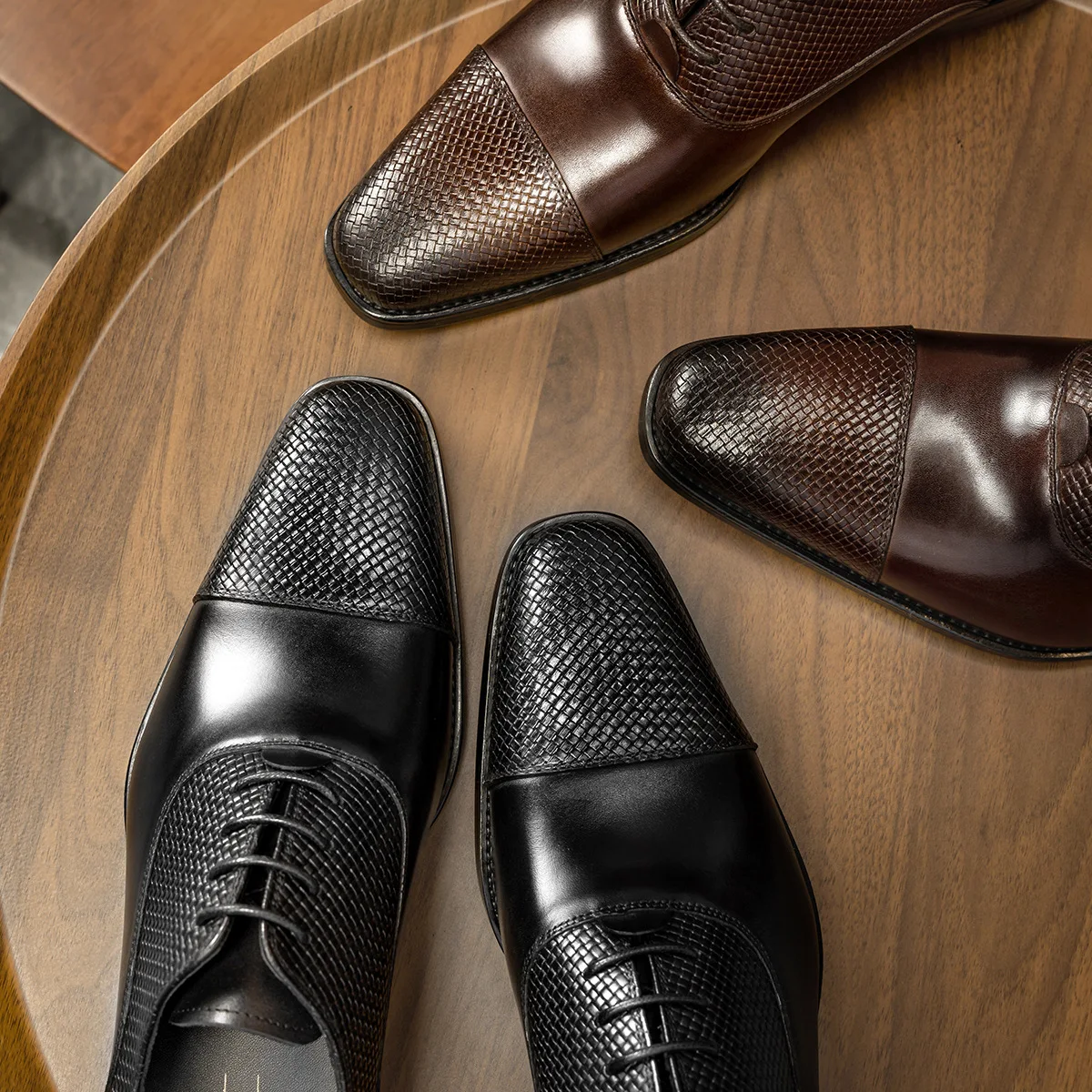 Men Formal British Style Genuine Braided Leather Trend Pointed Toe Lace-Up Design Black/Red Mens Business Wedding Dress Shoes