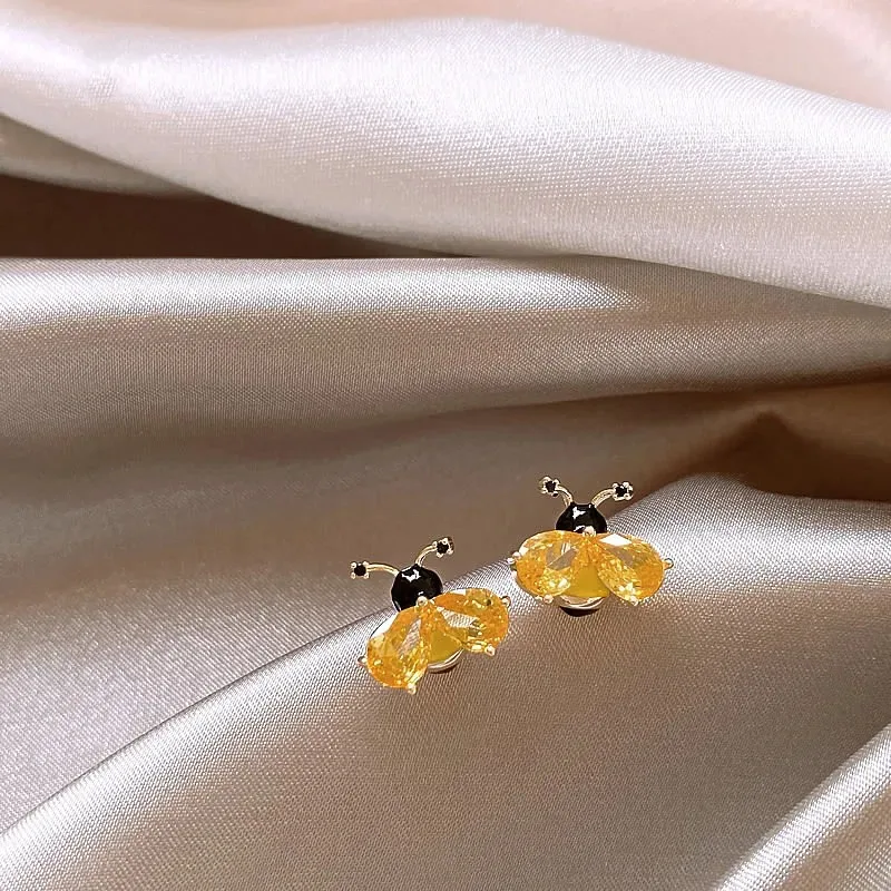 Cute Bee Earrings for Women Girls Luxury Design Gold Color Earrings Wedding Party Jewelry Gift
