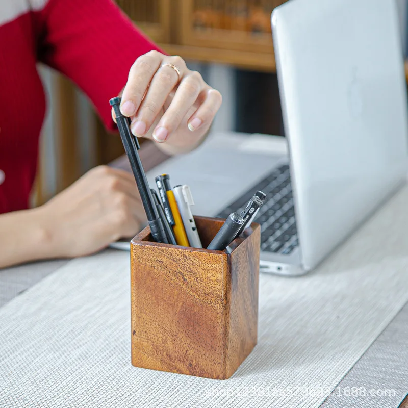Walnut pen holder Japanese creative solid wood storage box office desktop ornaments wooden pen holder senior sense light luxury