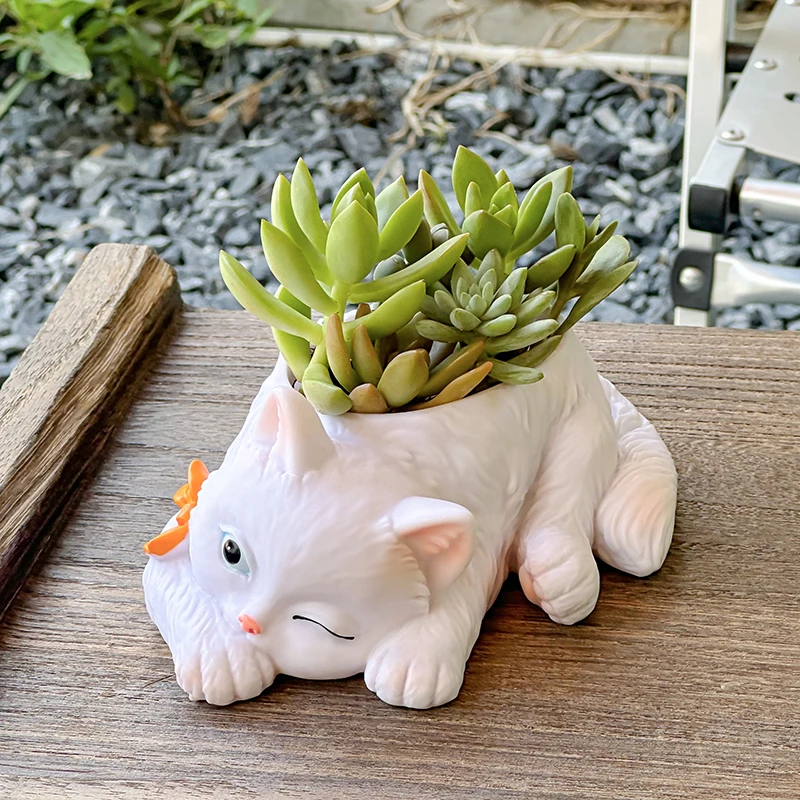 Adorable Cat Succulent Planter