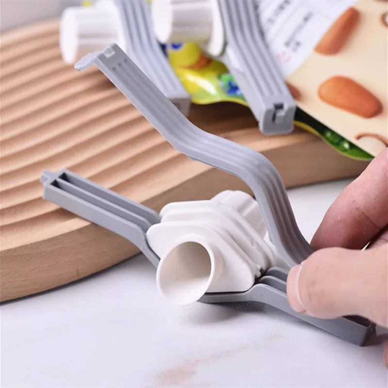 Description Picture 6 of itemScrew Cap Sealing Clip Seasoning Bag Milk Powder Salt Bag Sealing Clip Snack Food Preservation Clip Gadget Kitchen Accessories