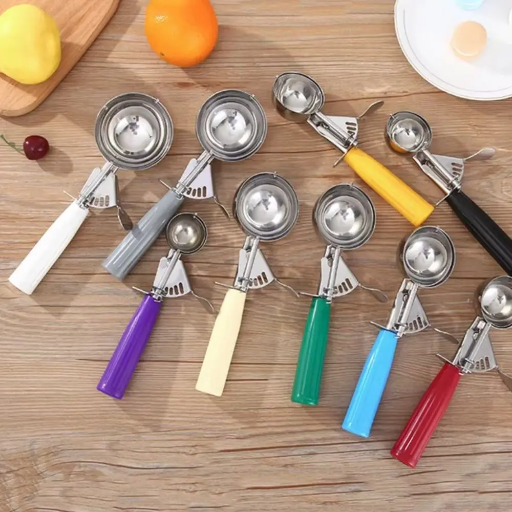 Stainless Steel Ice Cream Ball Scoop Plastic Handle Rust-proof Ice Cream Digger Press Design Fruit Scoop Dessert Shop