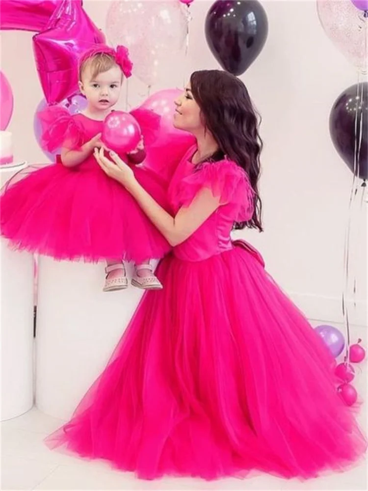 

New and Hot Unique Mommy Daughter Dresses A-Line Feather Tulle Mother Daughter Matching Dress for Birthday Party or Photoshot