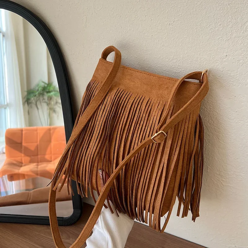 Tassel Large Capacity Shoulder Bag Winter New Women's Luxury Brand Female Crossbody Bag Retro Popular Simple Crossbody Bag
