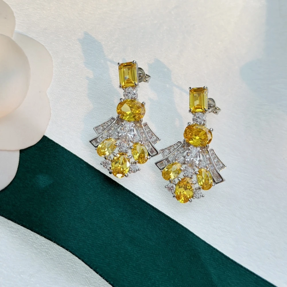 

2022 925 Silver Heavy Craft Fan-Shaped Design Multi Diamond Citrine Inlaid Earrings For Women Party Luxury Exquisite Jewelry.