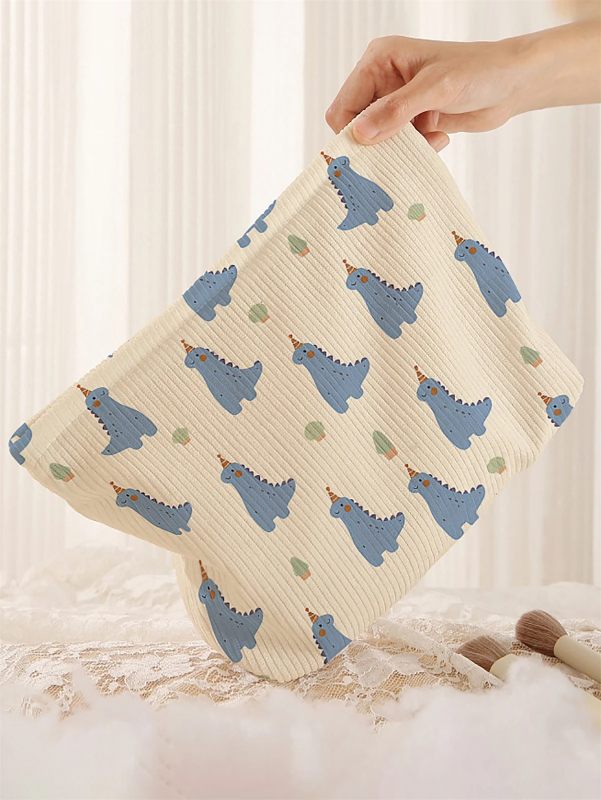 1 cartoon dinosaur patterned corduroy makeup bag, lightweight zipper makeup storage box, multifunctional bag with lining