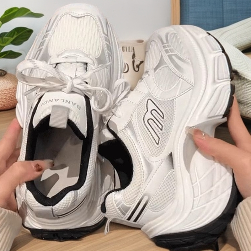 2025 Spring and Autumn Versatile Dad Shoes Lightweight Non-slip Sports Shoes Women Little White Shoes