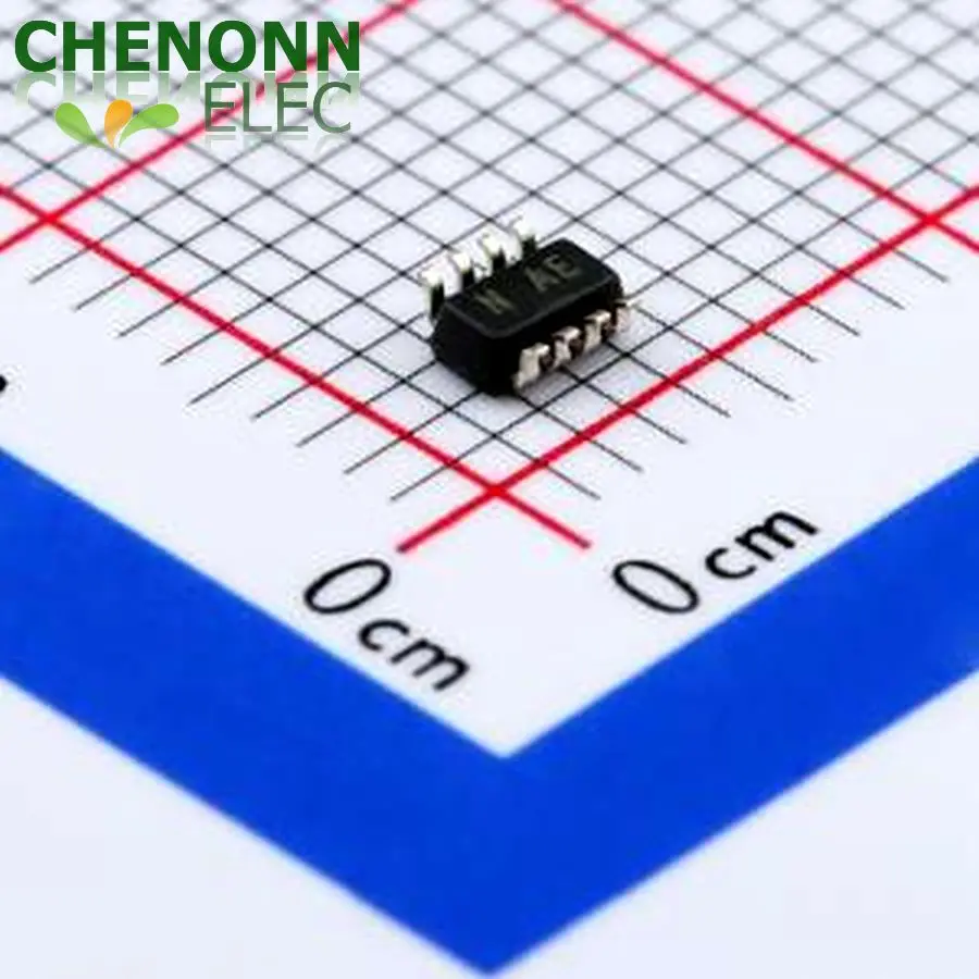 MAX5407EKA+T