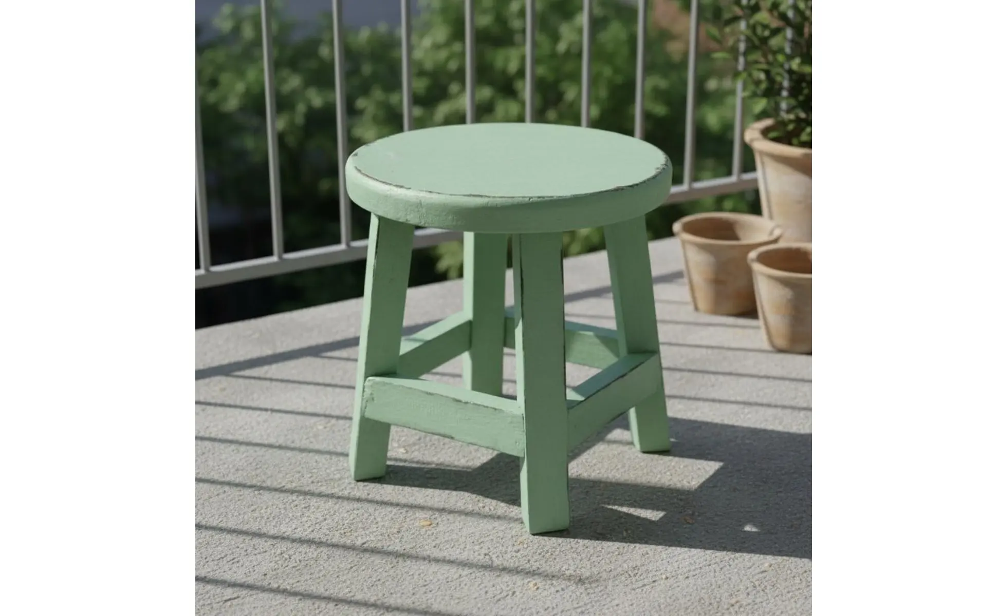 Round Wooden Stool Lightweight Round Wood Plant Stand Miniature Wood Stool Distressed Finish Vintage Plant Riser for Indoor