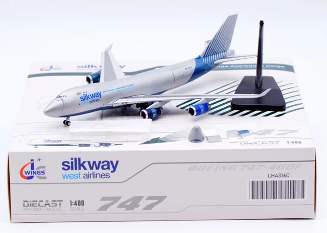 航空機 1:200 スケール A330-300 OK-YBA 航空ダイキャスト航空機モデル
