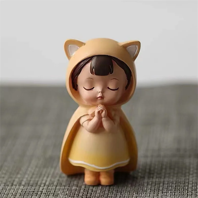 

DIY Cute Praying Girl Silicone Mold Car Mounted Aromatic Gypsum Baking Tool Ornament Handmade Candle Making Cake Mold Home Decor