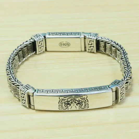 

Chinese zodiac year S925 sterling silver vintage Thai silver domineering tiger head braceletNew Fashion Male Tiger Personalized