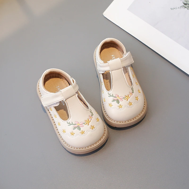 Leather Shoes Girls Shoes Girls Flats Retro Girls Princess Leather Shoes Spring Children Flowers National Style Dance Shoes Kids Toddler Girls Flats H08074