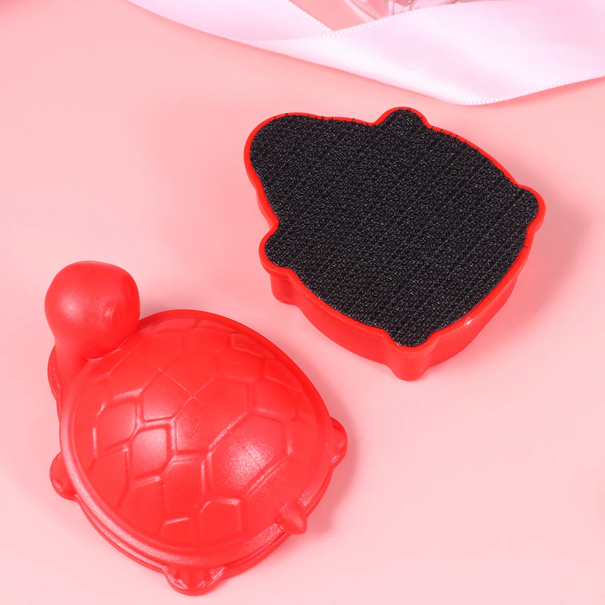 

Magnetic Tank Aquarium Cleaner Brush 3D Turtle Shpaed Algae Cleaning Scrapers Magnetic Floating Clean Brush for Small Tank Red