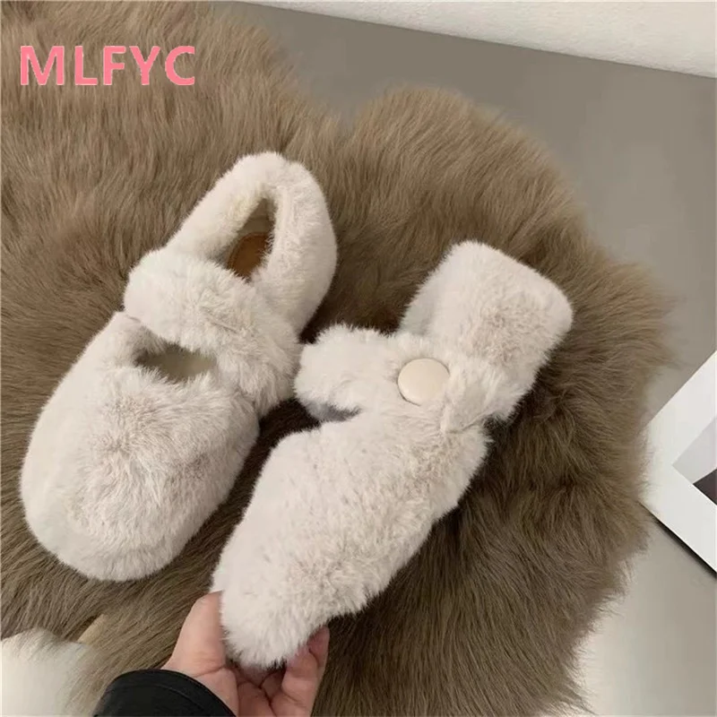 French Style Flat Bottomed Plush Shoes for Women To Wear Outside in Autumn and Winter. New Type of Warm Plush Cotton Shoes