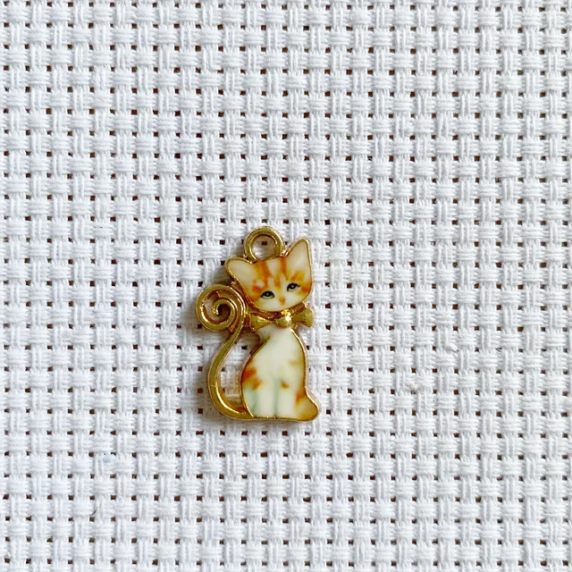 Cross Stitch Tool, Magnetic Cat Orange Needle Minder for Embroidery Needle  Nanny DIY Sewing Needlework Accessories - AliExpress