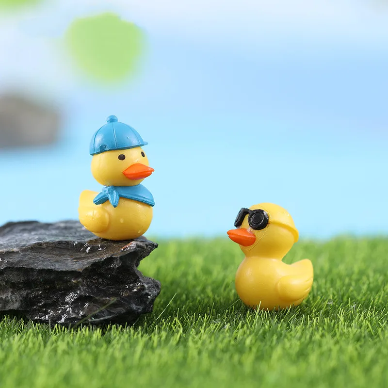 Traveling Mini Ducks with Glasses Cute Miniature Figurines Yellow Duck with Baseball Hats Micro Decorations Home Decor Kawaii