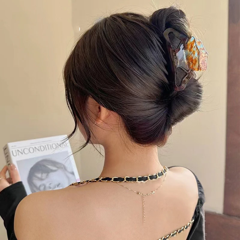 Retro unregelmäßige geometrische Buchstaben hohle Haar Kralle für Frauen elegante Pferdes chwanz Haars pange Zubehör Haars pangen Haarnadel Geschenke – Detail 4