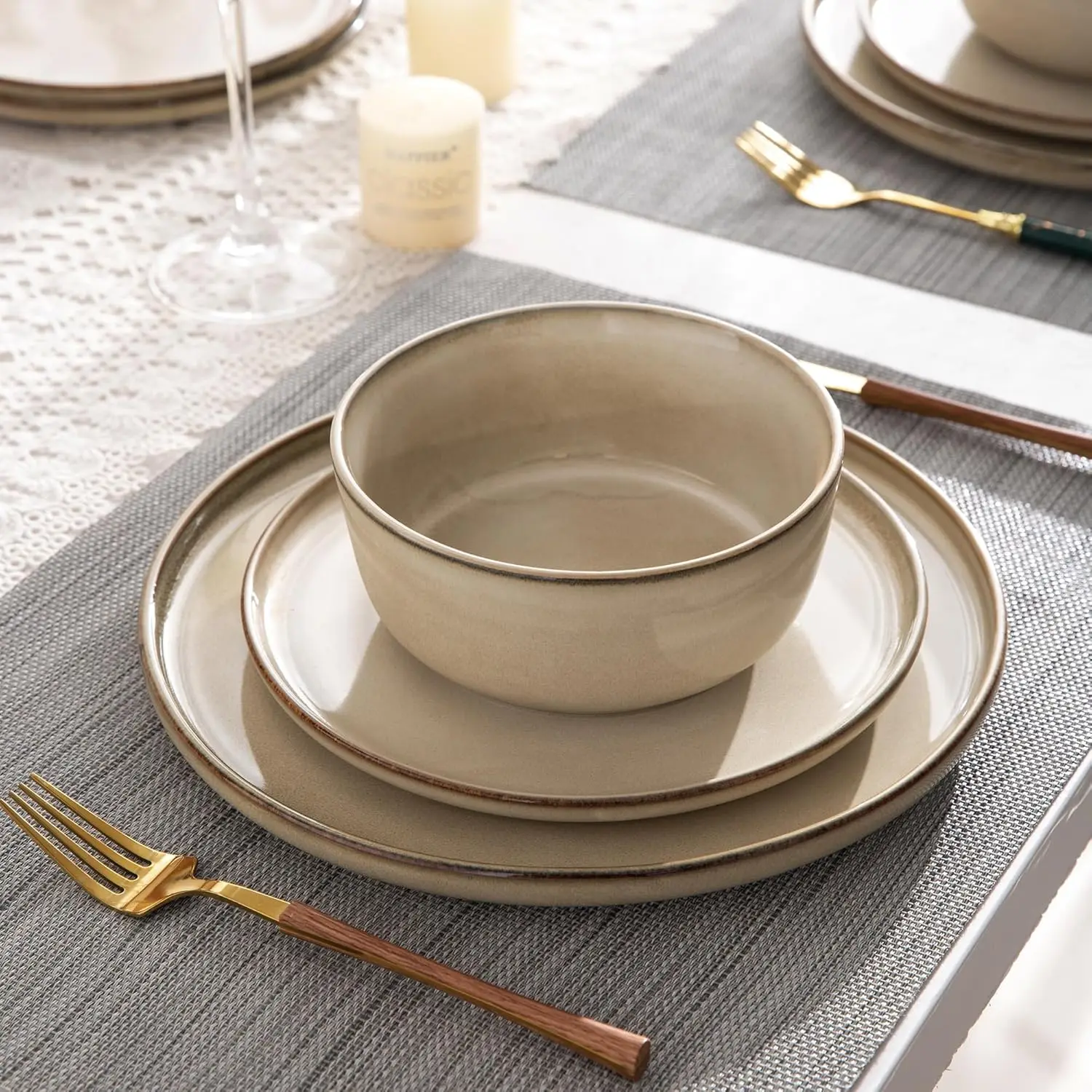 Dinnerware Sets,Round Reactive Glaze Ceramic Plates and Bowls Sets,Highly Chip and Crack Resistant Microwave
