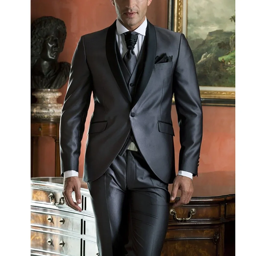

Shawl Lapel Men Suits Solid Color Formal Blazer 3 Piece Jacket Pants Vest One Button Luxury Wedding Outfits Customized Slim Fit
