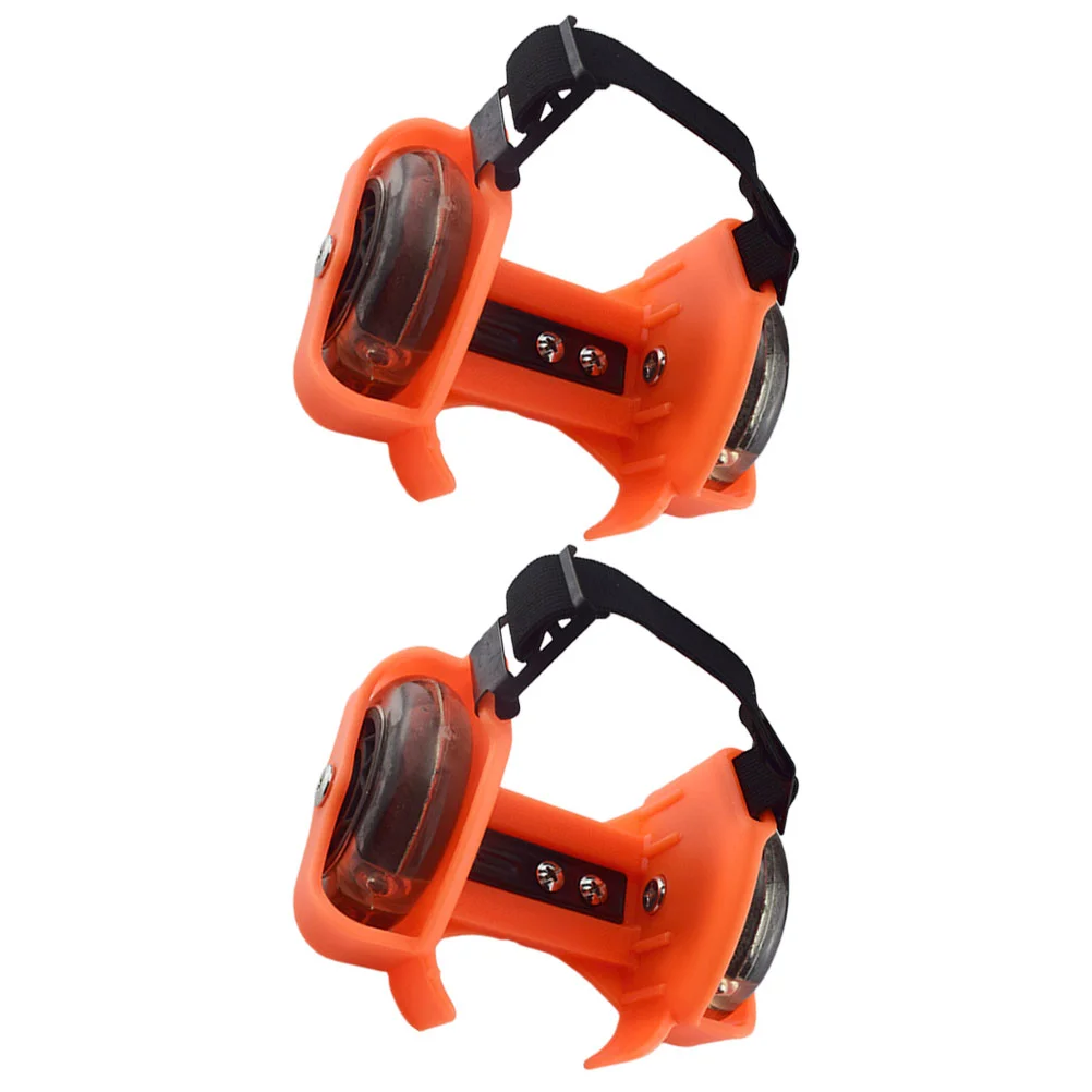 

PVC Three-color Shoes Flaslights Glowing Roller Skating Play Playing Accessory for Sliding