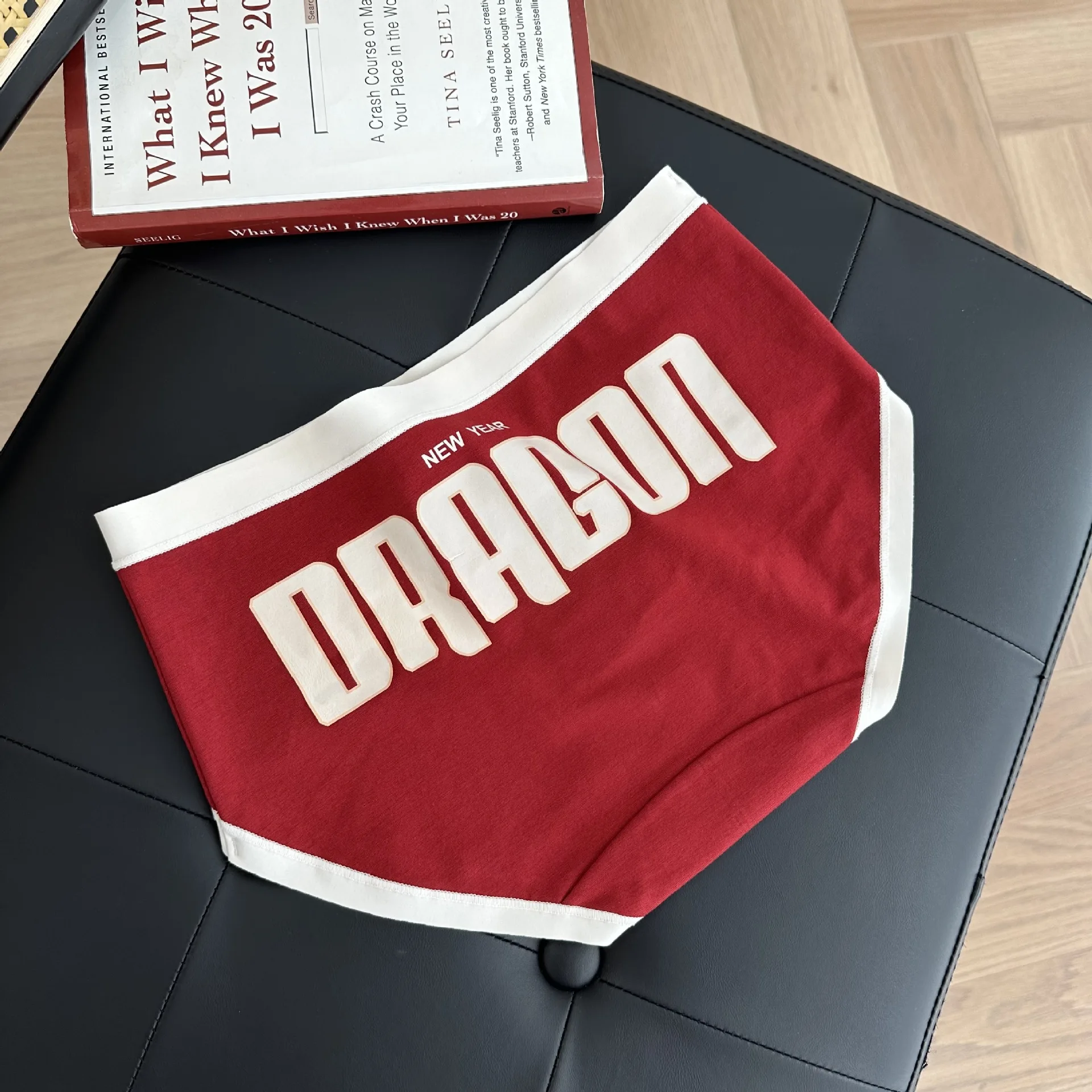 

Cherry Red Class A Cotton 5A Antibacterial Dragon New Year Mid Waist Panties Women's Briefs Sporty Style