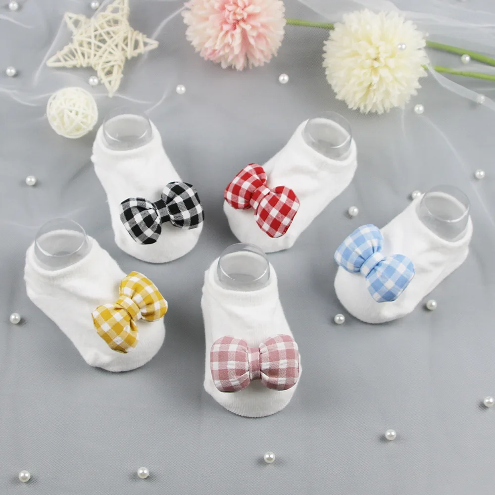 Non-Slip Soft Floor Socks for Babies 0-12 Months Ankle Socks for Newborn Infant Toddler Kids, 3D Doll Socks Footwear