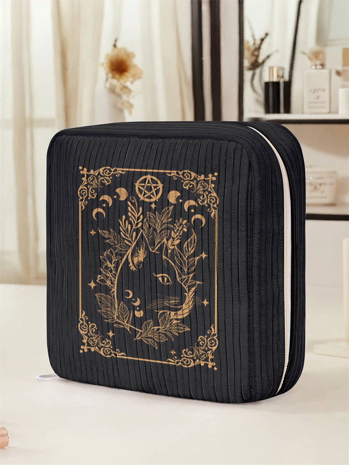 Cat pattern printed sanitary napkin storage bag, women's lightweight tissue bag, sanitary tissue bag