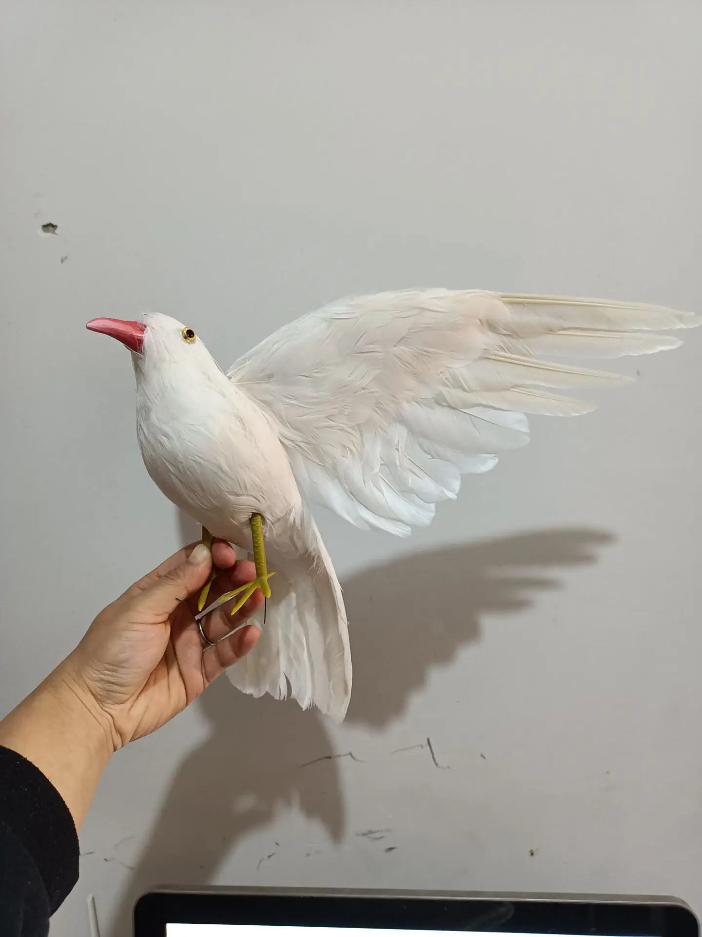 

wings simulation foam and feathers white dove bird model garden decoration about 30x50cm a2730