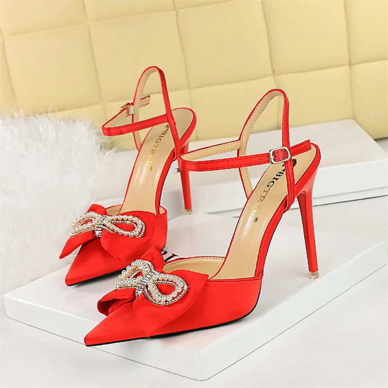 Women's Pointed Toe Shallow Mouth Sandals Summer 2024 New Fashion Pumps Pearl Bow High Heel Hollowing Out Heeled Sandals