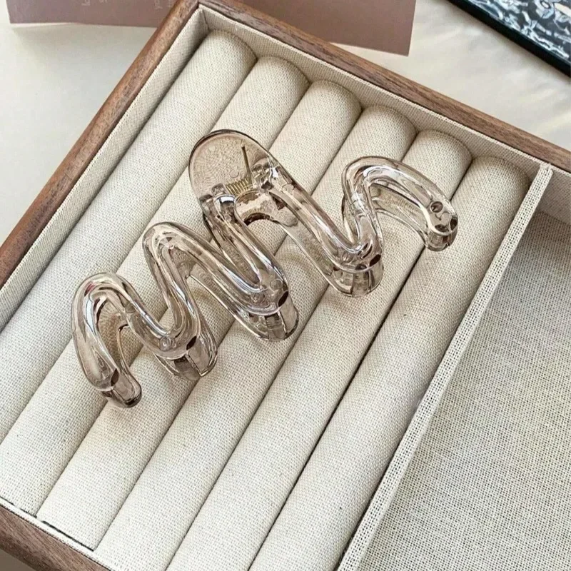 고급 커피색 그랩 클립 여성용 대형 헤어 볼륨 샤크 클립 헤어 악세사리 분위기 있는 뒷머리 헤어핀