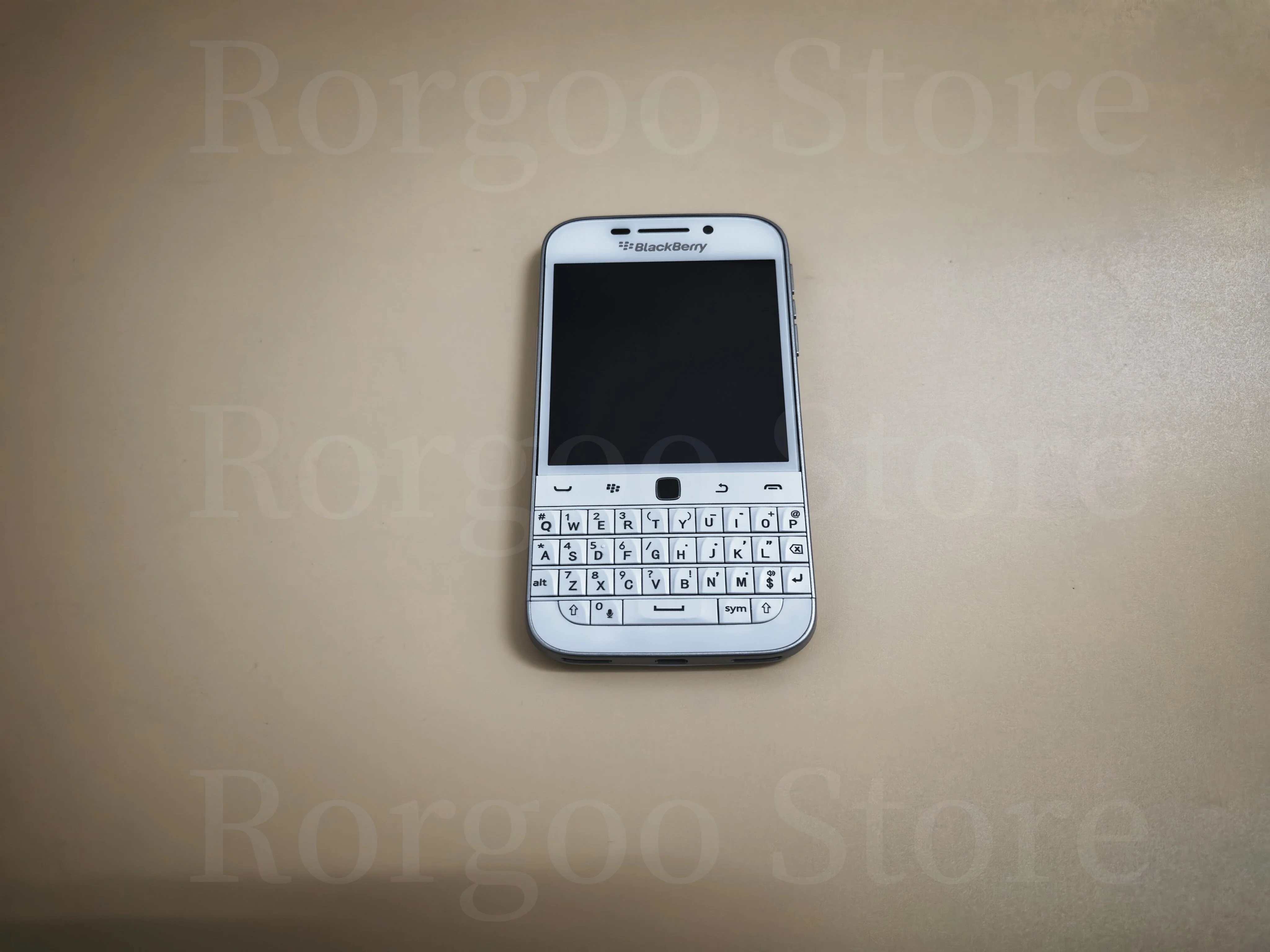 オリジナルBlackBerry Q20 Classic 4G LTE携帯電話 3.5インチ 8MP 