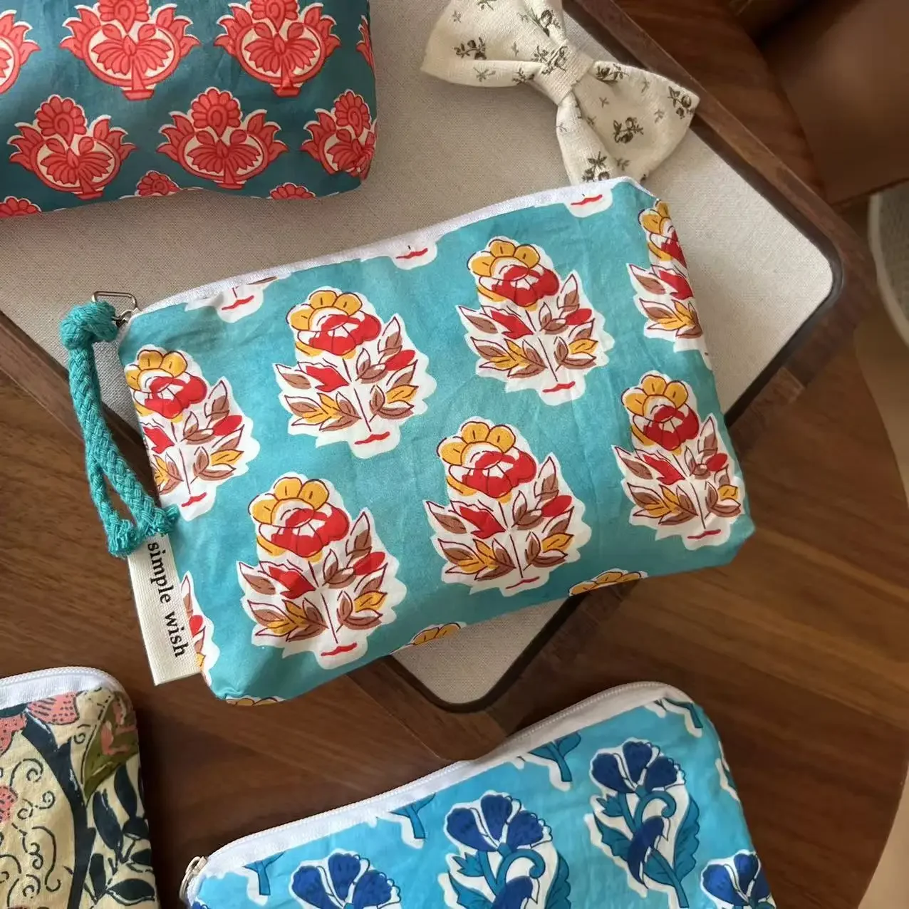 Vintage-Baumwollbeutel mit indischem Blockdruck, Mini-Geldbörse, Kartenhalter, umweltfreundliche Perioden-Essentials-Tasche, böhmischer Reiseveranstalter – Detail 4