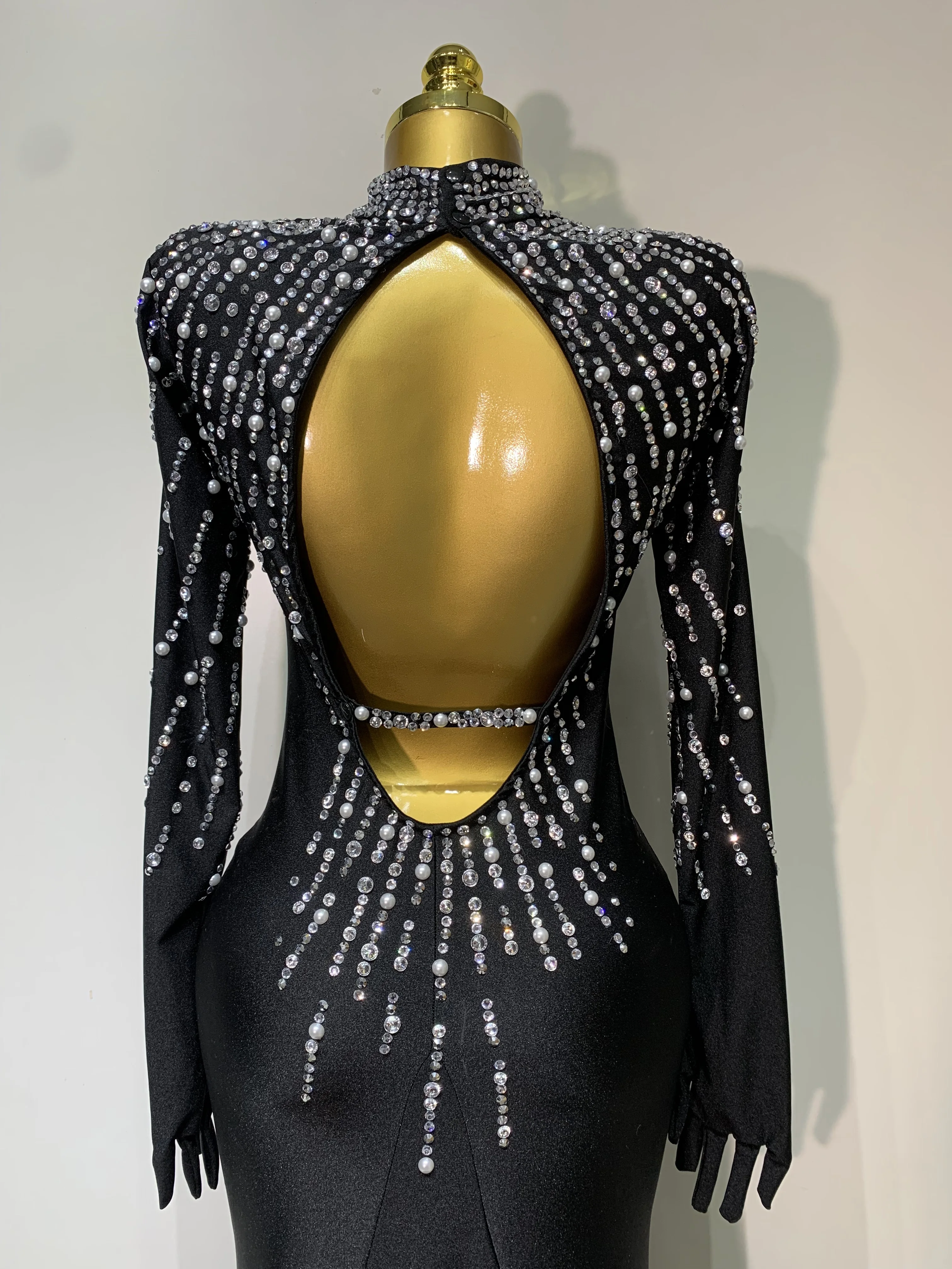 Women Sexy Long Sleeve Luxury Diamonds Maxi Long Bodycon Dresses Celebrity Elegant Red Carpet Show Evening Party Birthday Dress