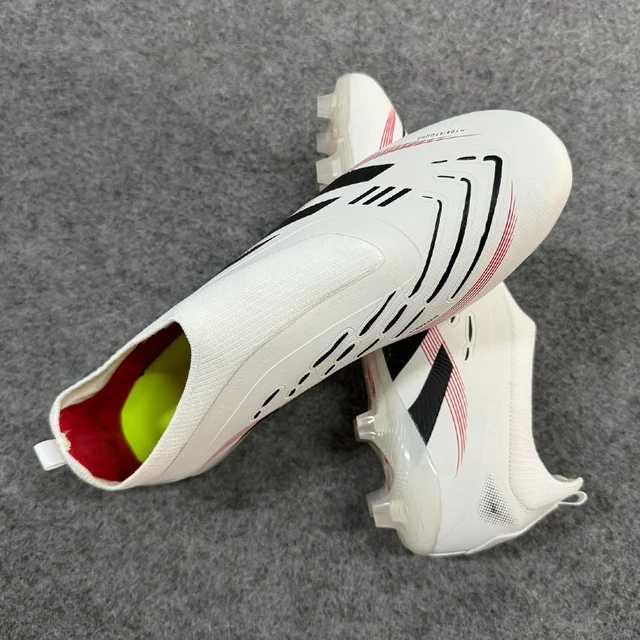 Botas de fútbol originales para hombre, zapatillas de fútbol ultraligeras antideslizantes con tachuelas para entrenamiento de interior de césped de la sociedad 1