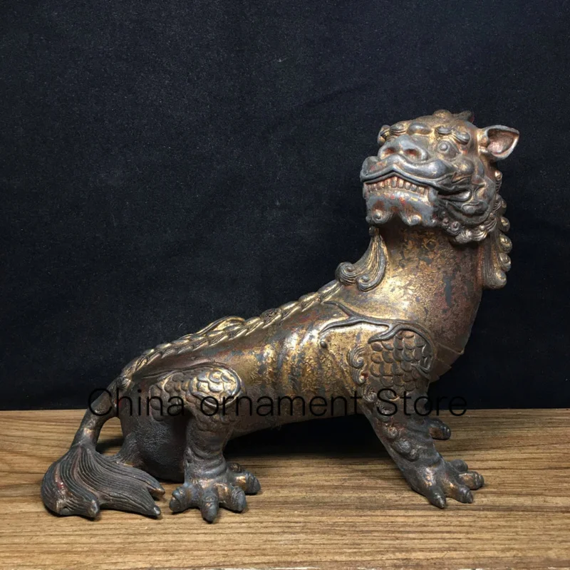 

22cm Pure Copper Jiuhua Mountain Listening Ornament Old Copper Body Mud Gold Land Tibetan King Mounted Divine Beast